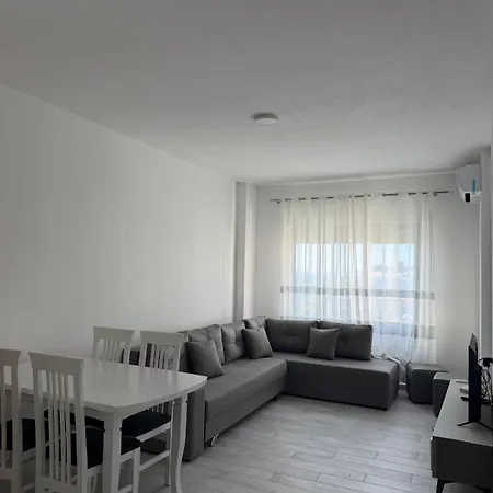 Golem Apartments Apartamento *